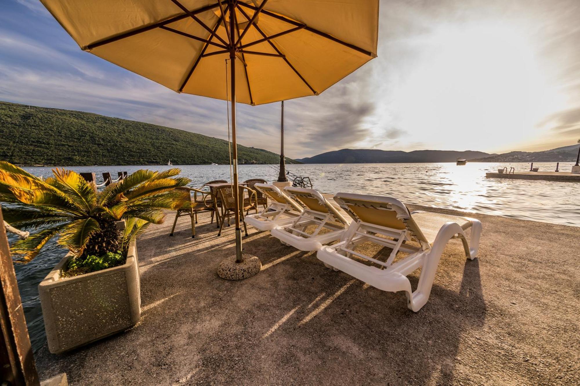 Apartments Batricevic Herceg Novi Eksteriør billede
