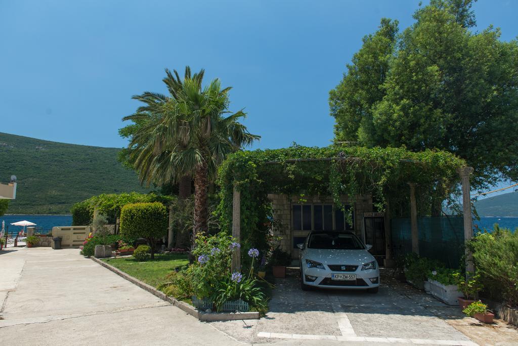 Apartments Batricevic Herceg Novi Eksteriør billede